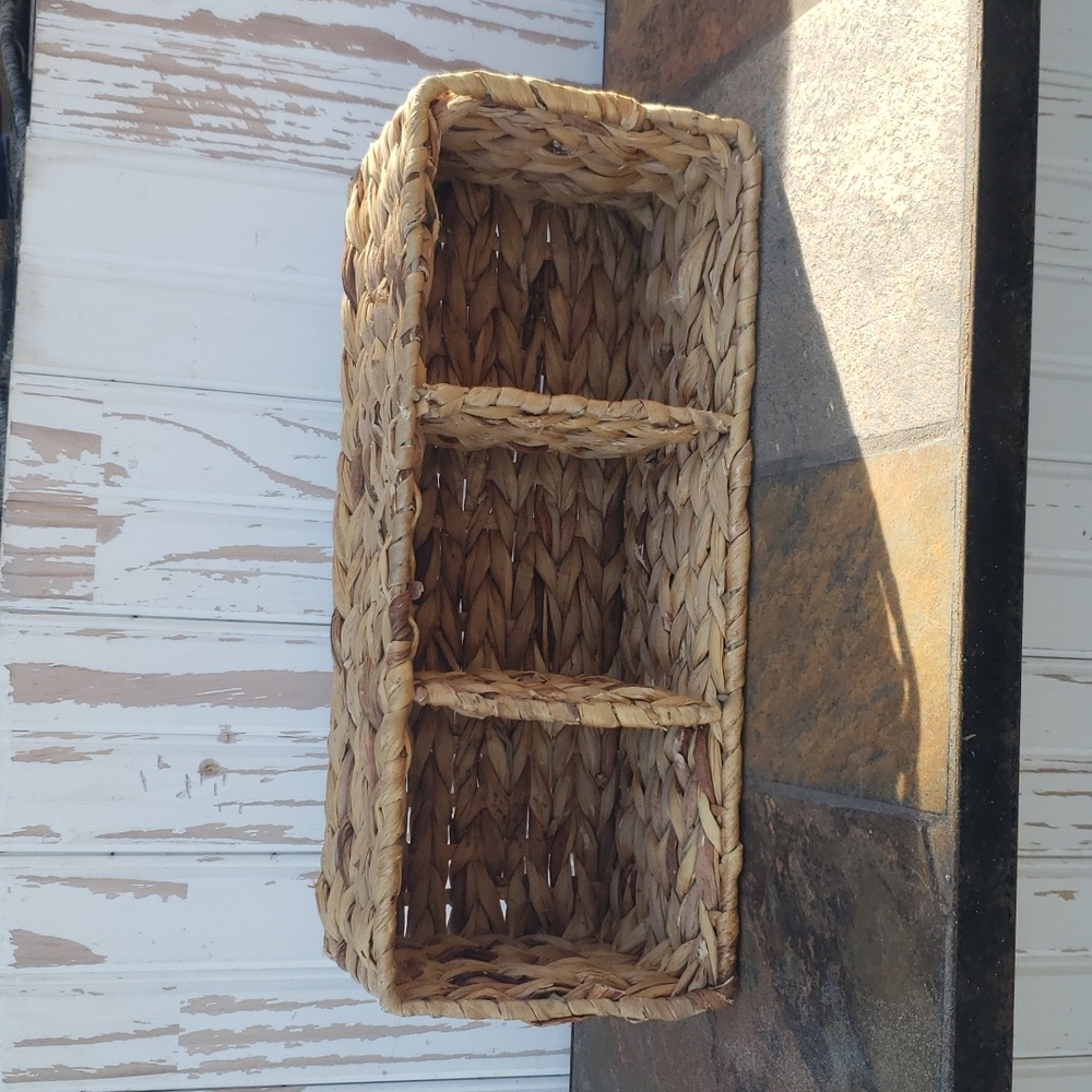 3 sections storage bin - Picture 2 of 2